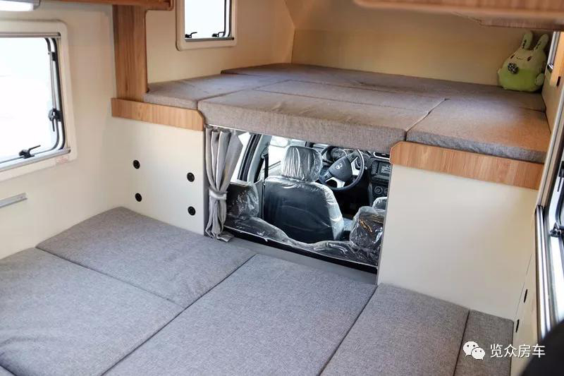 外觀大氣，空間十足的房車
