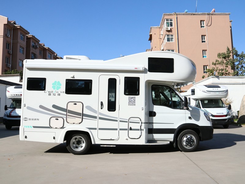 2021年選房車，自動檔、大空間、國六