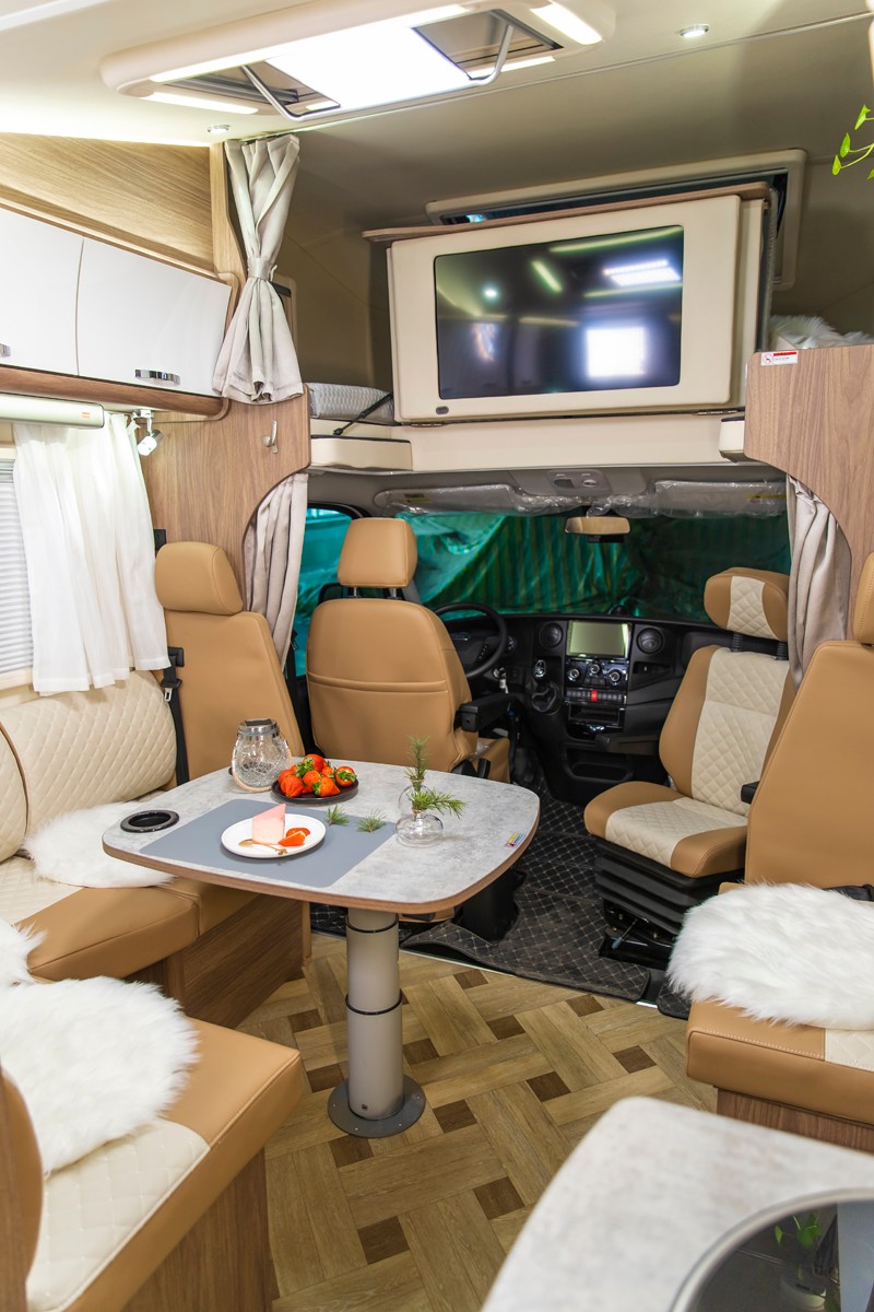 2021年選房車，自動檔、大空間、國六