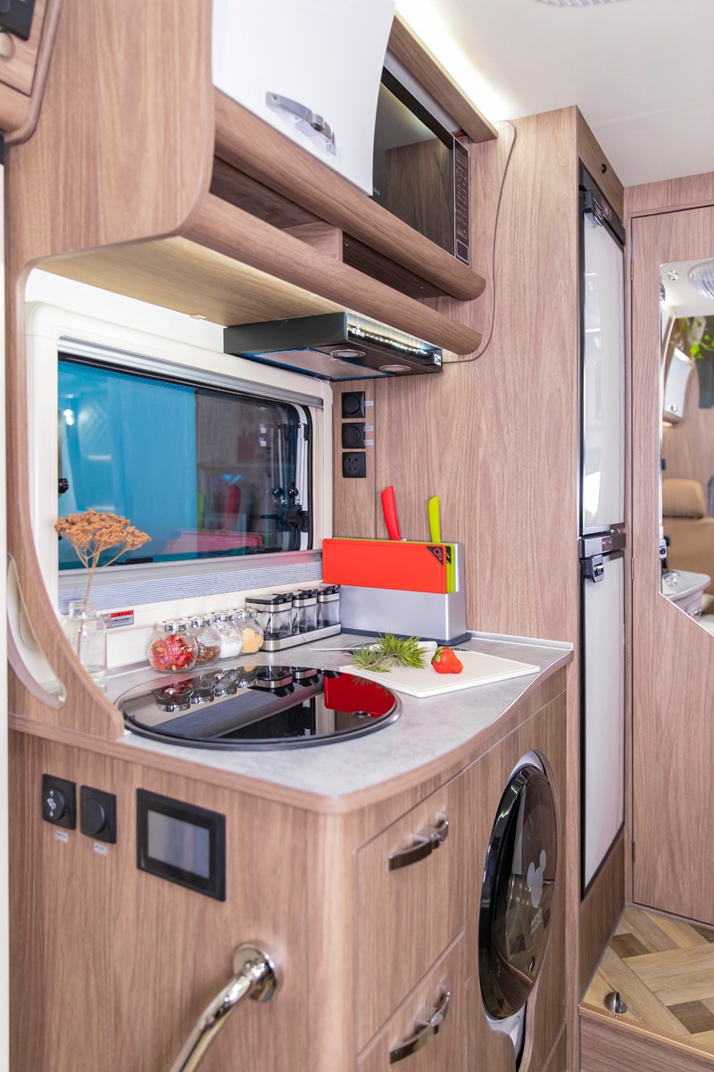 品質(zhì)、安全、舒適、空間，這款房車沒得挑