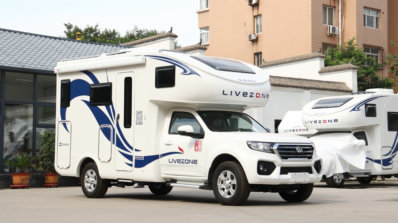 有四驅才是王道，這兩款國產房車可選