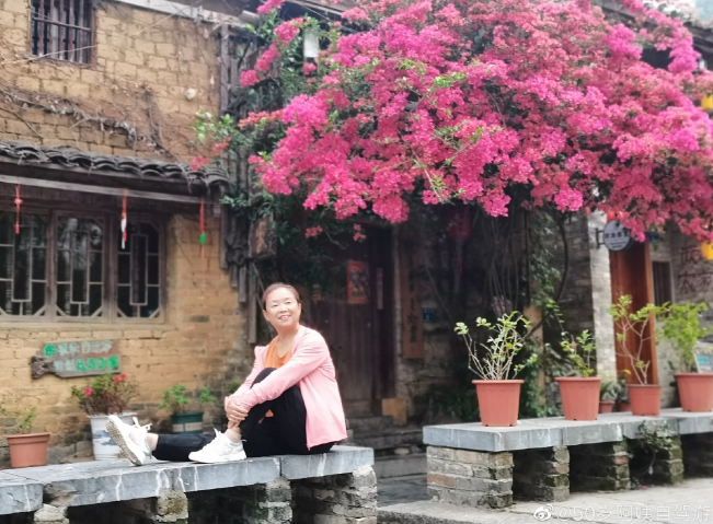 生如逆旅，一車以航：自駕游100多個(gè)城市 后半生為自己而活 58歲阿姨的逐夢(mèng)之旅