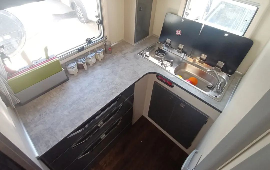 8月12日，相約武漢！顏值、動力、空間都滿意的皮卡房車來了！